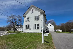 196 Union St, Springfield, VT 05156 - Photo 2