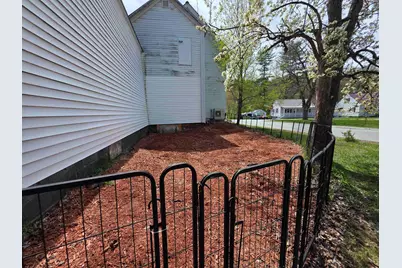 196 Union Street, Springfield, VT 05156 - Photo 8