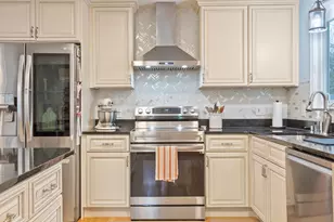 3 Westgate Rd, Derry, NH 03038 - Photo 6