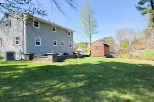 10 Cambridge Rd, Nashua, NH 03062 - Photo 24