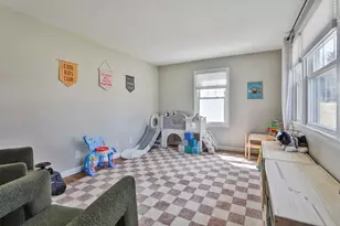 42 Dublin Ave, Nashua, NH 03063 - Photo 10