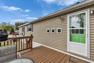 545 Elm St, Milford, NH 03055 - Photo 6