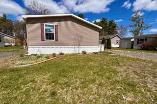 545 Elm St, Milford, NH 03055 - Photo 14