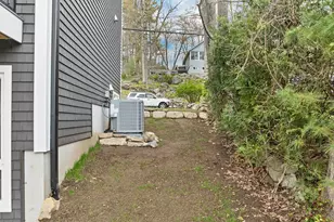 20 1st St, Windham, NH 03087 - Photo 32