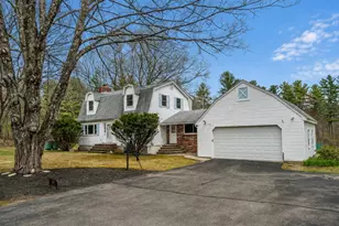 19 Dutton Rd, Pelham, NH 03076 - Photo 1