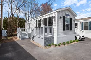 13 Brookwood Dr, Salem, NH 03079 - Photo 16