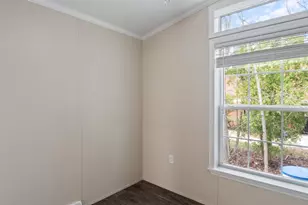 13 Brookwood Dr, Salem, NH 03079 - Photo 14