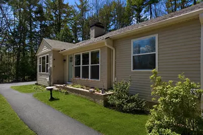 1090 Main Street, Laconia, NH 03246 - Photo 4