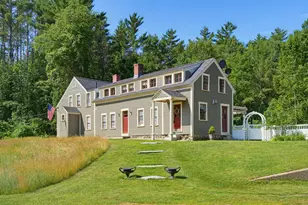 41 W Lull Pl, New Boston, NH 03070 - Photo 1