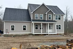 110 Laurel Rd, Hooksett, NH 03106 - Photo 2