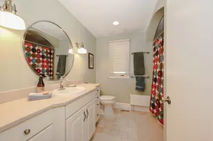 2605 Elm St, Manchester, NH 03104 - Photo 44