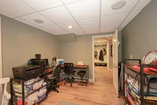 2605 Elm St, Manchester, NH 03104 - Photo 48