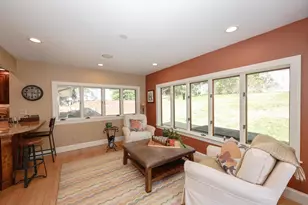 2605 Elm St, Manchester, NH 03104 - Photo 14