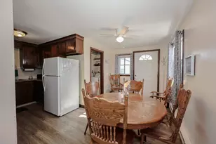 8 Nashua St, Seabrook, NH 03874 - Photo 10