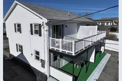 8 Nashua Street, Seabrook, NH 03874 - Photo 2