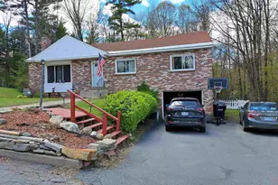 13 Acer Heights Rd, Claremont, NH 03743 - Photo 2