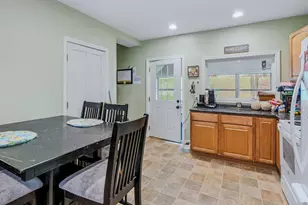 27 Seminary Hill Rd, Lebanon, NH 03784 - Photo 24