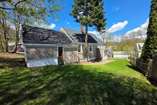 7 Frederic St, Springfield, VT 05156 - Photo 2