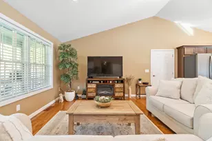 850 Old Homestead Hwy, Swanzey, NH 03446 - Photo 16