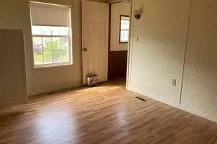 60 Silver St, Seabrook, NH 03874 - Photo 10