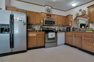 148 Jamey Dr, Rochester, NH 03867 - Photo 10