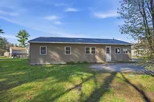 31 Page Rd, Litchfield, NH 03052 - Photo 4