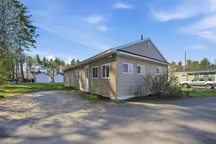 31 Page Rd, Litchfield, NH 03052 - Photo 2