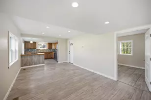 31 Page Rd, Litchfield, NH 03052 - Photo 14
