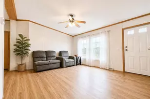 90 Monteiro Dr, Hinsdale, NH 03451 - Photo 8
