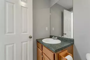 422 Ledgeview Dr, Rochester, NH 03867 - Photo 14