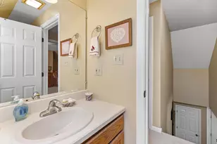 266 Poverty Ln, Lebanon, NH 03766 - Photo 30