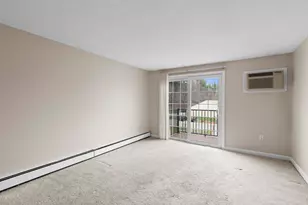 209 White Cedar Blvd, Portsmouth, NH 03801 - Photo 6