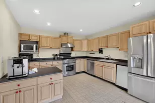 338 N Main St, Salem, NH 03079 - Photo 14