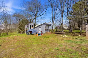 33 Walnut St, Rochester, NH 03867 - Photo 32