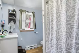 33 Walnut St, Rochester, NH 03867 - Photo 10