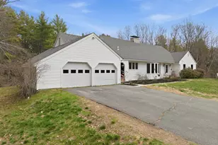 66 Lyford Rd, Brookfield, NH 03872 - Photo 2