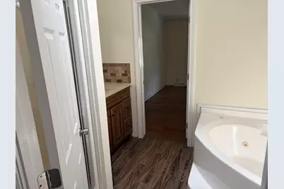 10 Eric Avenue, Nashua, NH 03062 - Photo 12
