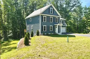 1152 Bridge St, Pelham, NH 03076 - Photo 2