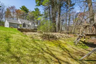 112 Hardy Rd, Londonderry, NH 03053 - Photo 20