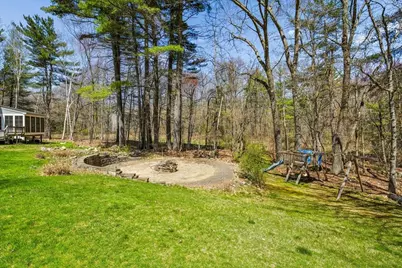 112 Hardy Road, Londonderry, NH 03053 - Photo 18