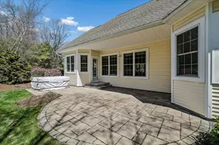 32 White Pine Ln, Manchester, NH 03102 - Photo 36