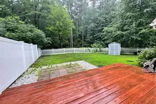 19 Deerwood Dr, Amherst, NH 03031 - Photo 40
