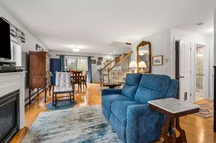 9 Roseberry Ln, Kittery, ME 03904 - Photo 8