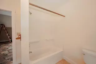 14 Chestnut St, Pittsfield, NH 03263 - Photo 32