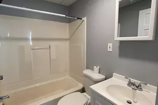 412 Manchester St, Manchester, NH 03103 - Photo 12