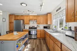 210 River Rd, Canaan, NH 03741 - Photo 6