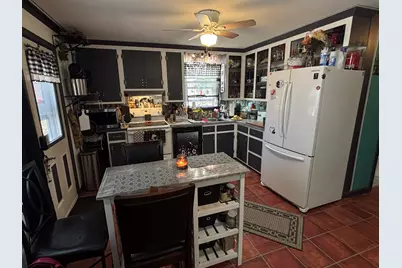321 W Mitchell Street, Manchester, NH 03103 - Photo 2