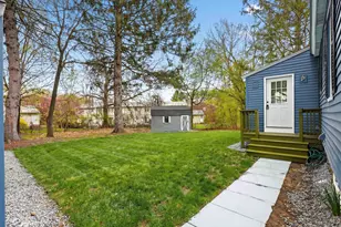 293 Lawrence Rd, Salem, NH 03079 - Photo 34