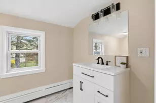 293 Lawrence Rd, Salem, NH 03079 - Photo 28