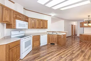 37 Magnolia Ln, Belmont, NH 03220 - Photo 10